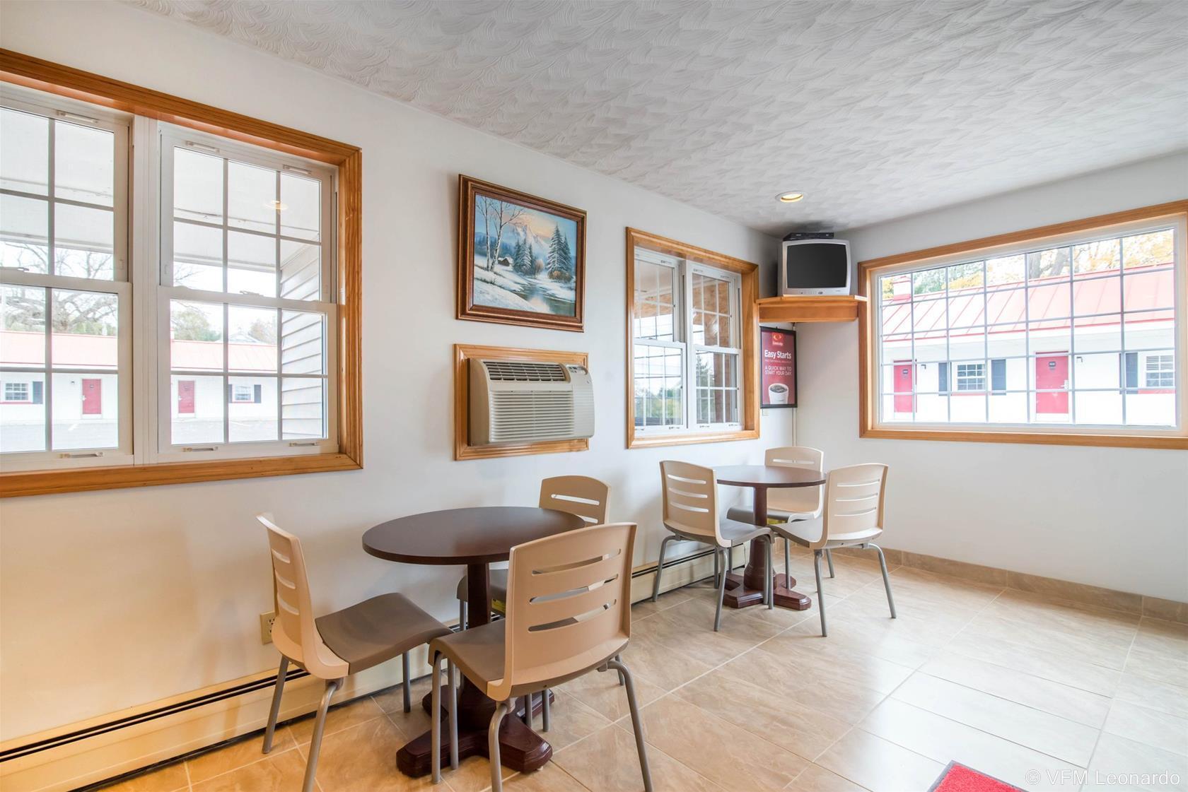 Econo Lodge St Albans Town Saint Albans Dış mekan fotoğraf